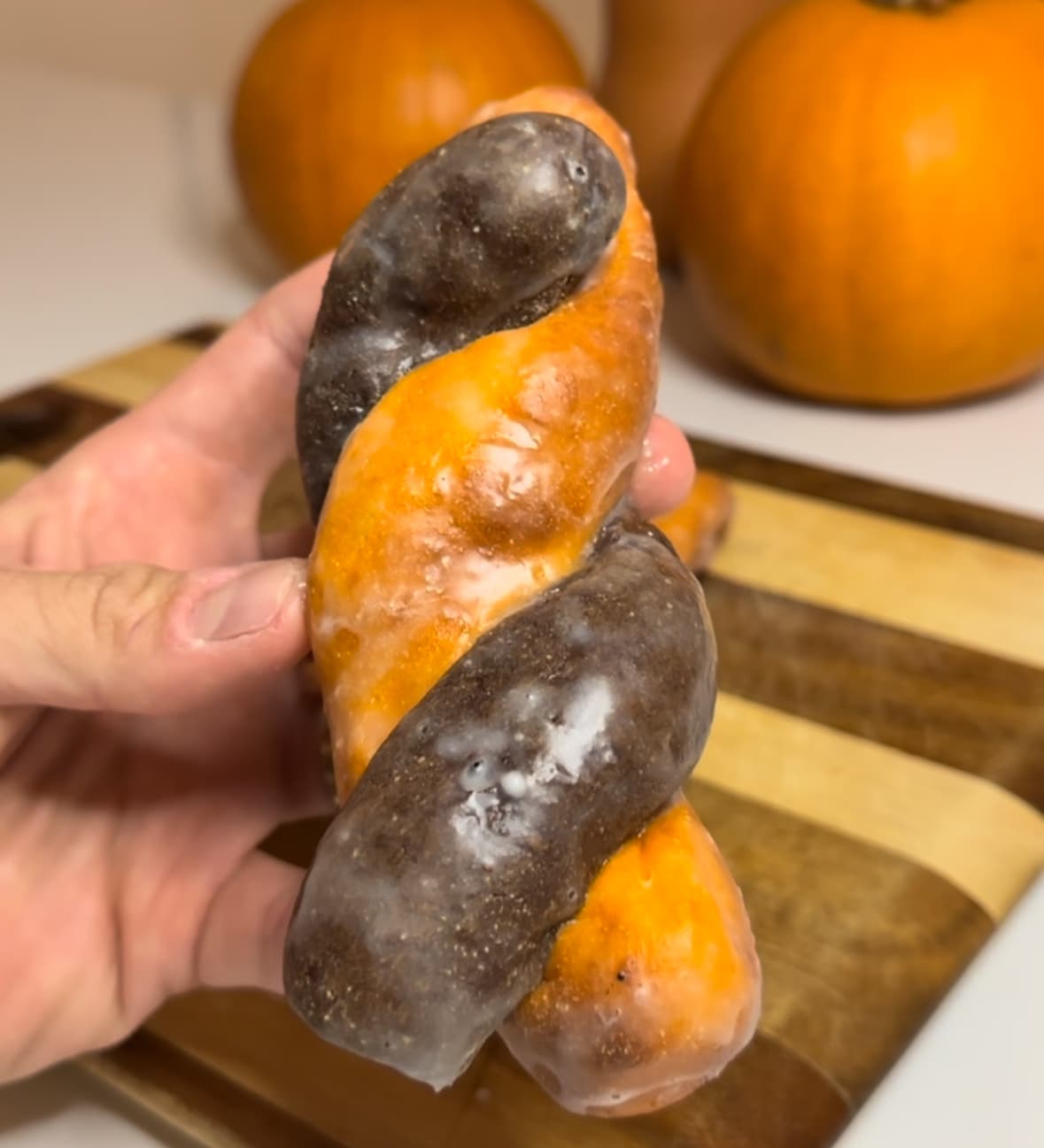 Glazed Twists / Donuts (High Protein / Low Carb)