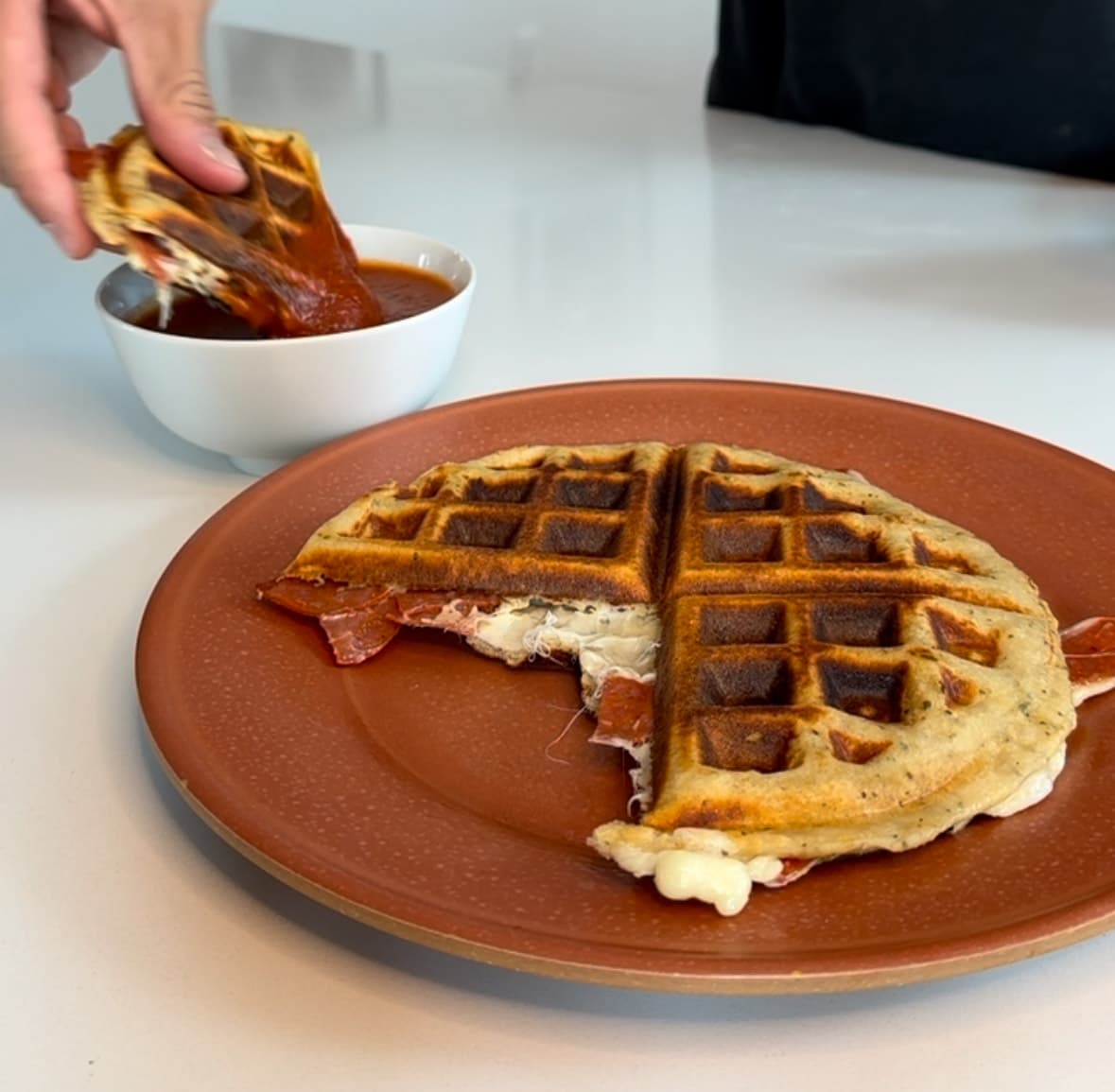 Pizza Waffle (High Protein / Low Carb)